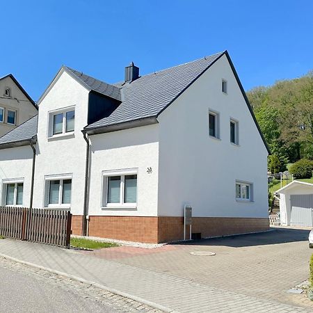 Luxurioese Ferienwohnung In Chemnitz - Apartment B28 Fuer 2 Plus 2 Gaeste Exterior foto